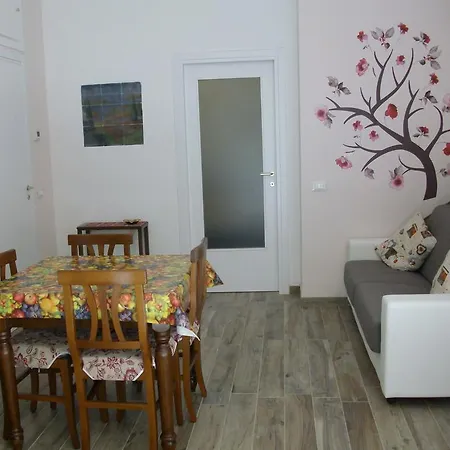 Villa La Poventa Wi-Fi E Parcheggio In Centro Tuoro sul Trasimeno Exterior foto